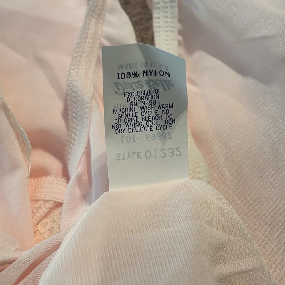 Dixie Belle Women’s Classic Nylon Briefs Panty Powder Light Pink Size 10 VINTAGE